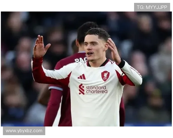 曼联客战利物浦将首次穿白色客场球衣引发球迷热议